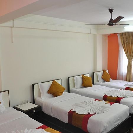 Hotel Pleasure Home Kathmandu Bagian luar foto