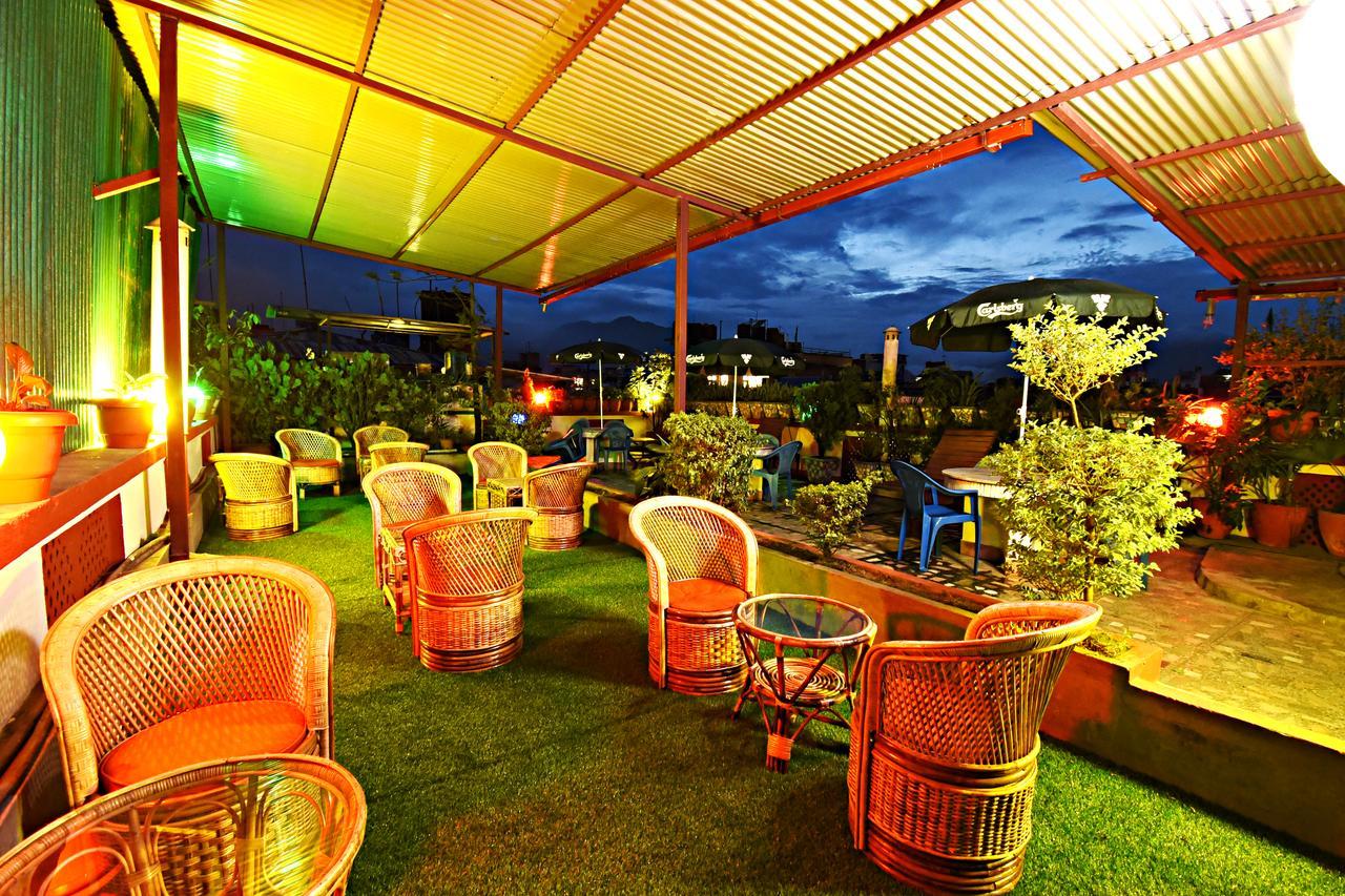 Hotel Pleasure Home Kathmandu Bagian luar foto