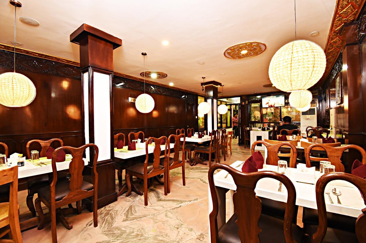 Hotel Pleasure Home Kathmandu Bagian luar foto