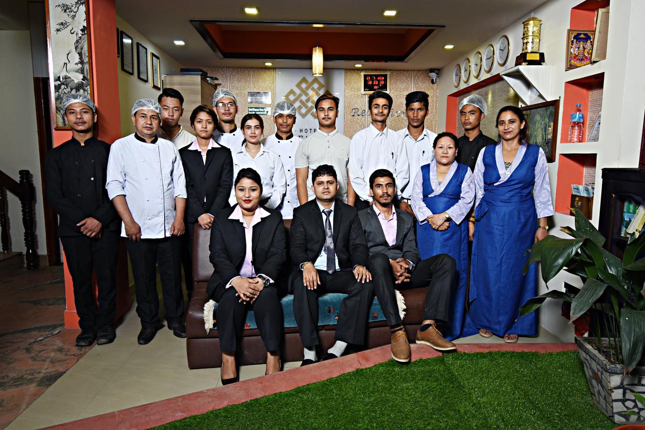 Hotel Pleasure Home Kathmandu Bagian luar foto