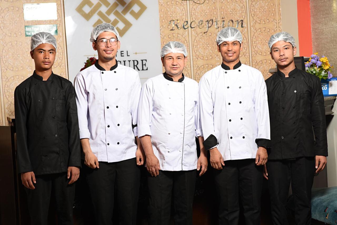 Hotel Pleasure Home Kathmandu Bagian luar foto