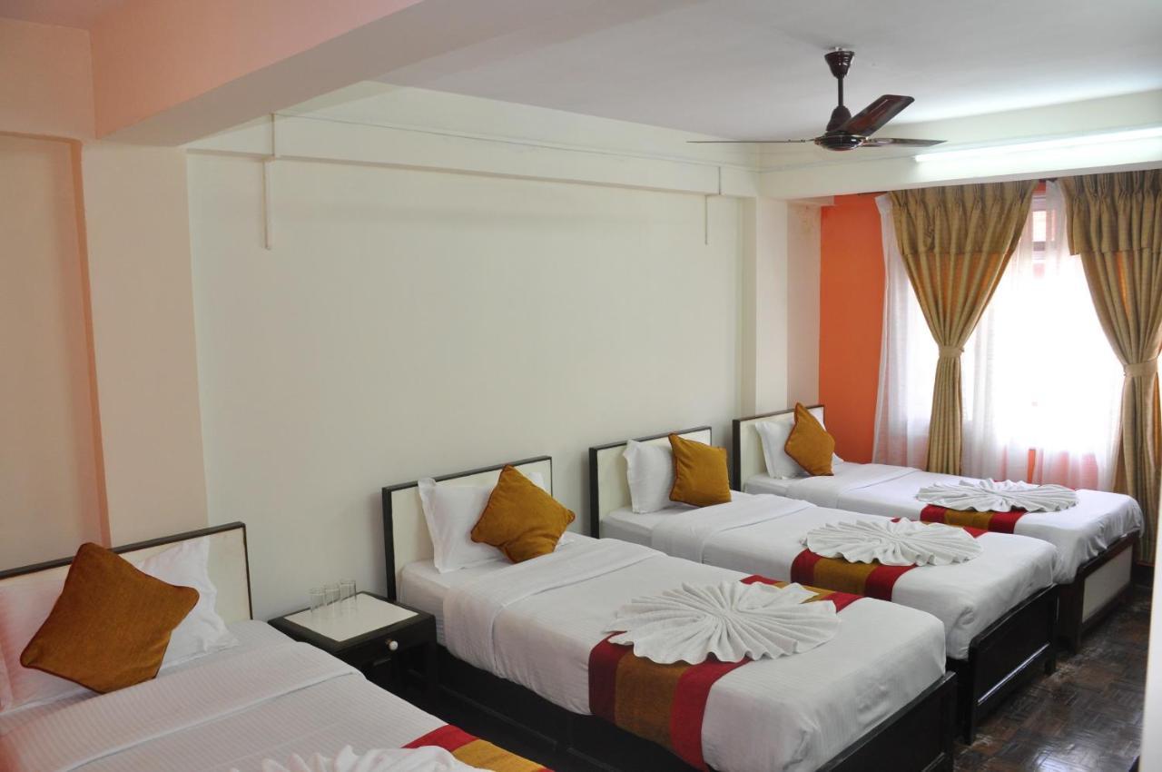 Hotel Pleasure Home Kathmandu Bagian luar foto
